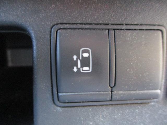 セレナ 20X 車検2年 禁煙車 ナビ バックカメラ ブルートゥース ETC パワースライドドア クルーズコントロール セキュリティ 横滑り防止装置 キーレス Tチェーン式エンジン(8枚目)