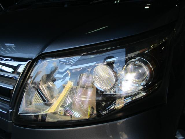 ムーヴ カスタム RS SA 禁煙車 ターボ HIDヘッドライト スマートキー プッシュスタート フルエアロ リアスポ 純正アルミ 純正革シートカバー セキュリティ レーダーブレーキ MOMOステアリング Tチェーン式エンジン(6枚目)