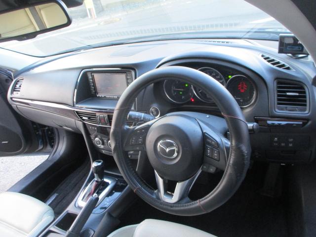 アテンザワゴン ＸＤ　Ｌパッケージ　車検２年　白本革シート　バックカメラ　シートヒーター　パワーシート　ブルートゥース　ナビ　フルセグＴＶ　ＥＴＣ　プッシュスタート　スマートキー　タイミングチェーン式エンジン　ターボ　禁煙車（19枚目）