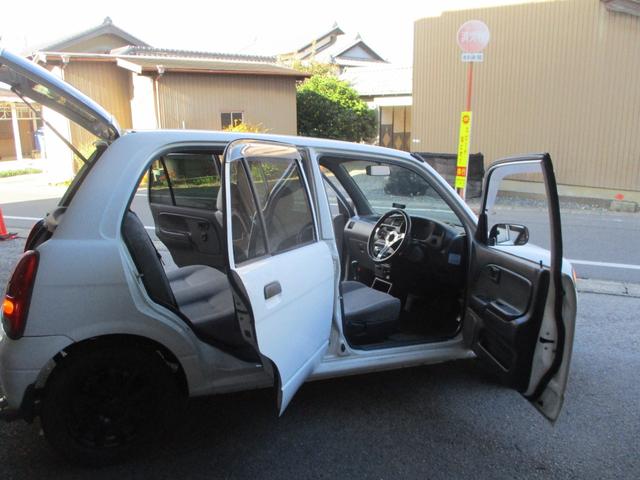 ミラ ＣＤ　５速ＭＴ　スポーツアルミホイール　スポーツマフラー　社外ハンドル　パワーウインドウ（9枚目）