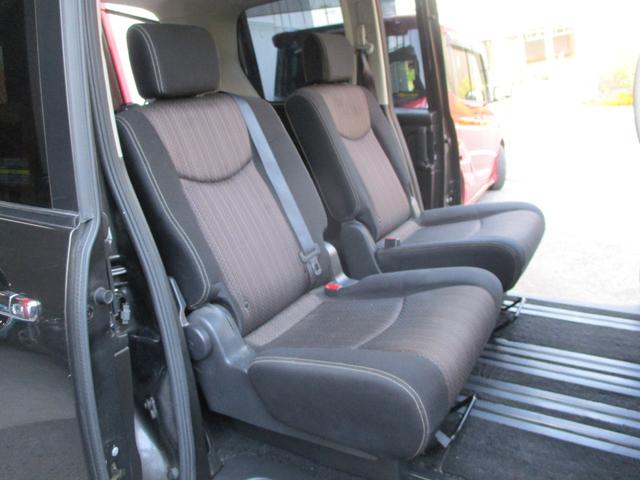 セレナ ハイウェイスターS-HVアドバンスドセーフティパック(15枚目)