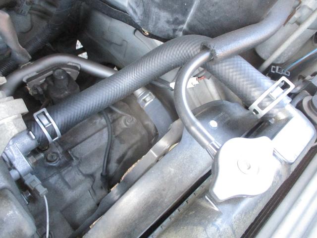 ワゴンＲ ＦＧ　５速ＭＴ　禁煙車　タイミングベルト交換済み　社外エアクリーナ　社外ハンドル　社外足回り　社外マフラー　社外ホイール　キセノンヘッドライト　ナビ　ＥＴＣ　ビレットグリル　メッキパーツ　リアスモーク施工（22枚目）