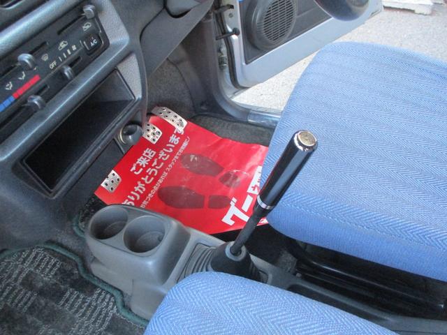 ワゴンＲ ＦＧ　５速ＭＴ　禁煙車　タイミングベルト交換済み　社外エアクリーナ　社外ハンドル　社外足回り　社外マフラー　社外ホイール　キセノンヘッドライト　ナビ　ＥＴＣ　ビレットグリル　メッキパーツ　リアスモーク施工（25枚目）