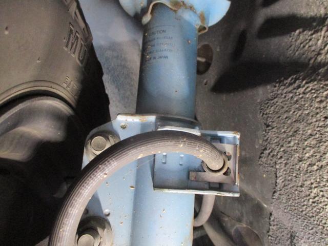 ワゴンＲ ＦＧ　５速ＭＴ　禁煙車　タイミングベルト交換済み　社外エアクリーナ　社外ハンドル　社外足回り　社外マフラー　社外ホイール　キセノンヘッドライト　ナビ　ＥＴＣ　ビレットグリル　メッキパーツ　リアスモーク施工（44枚目）