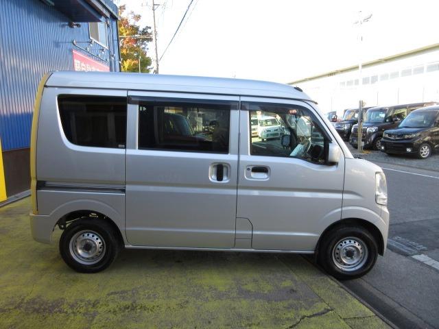 日産 ＮＶ１００クリッパーバン