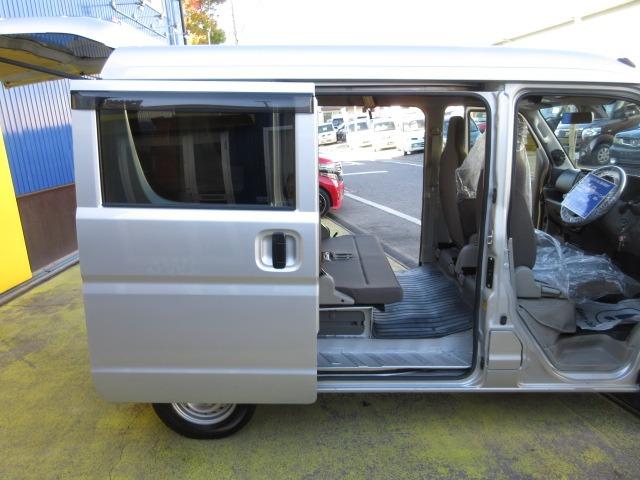 日産 ＮＶ１００クリッパーバン