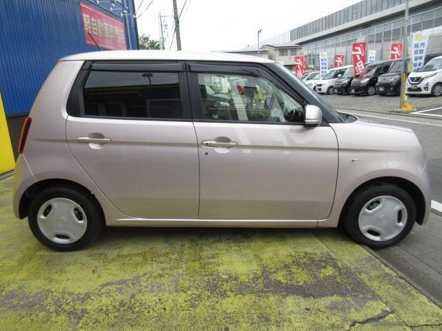 Ｎ－ＯＮＥ Ｇ　車検２年　禁煙車　純正オーディオ　ＣＤ再生　プッシュスタート　スマートキー　横滑り防止装置　オートエアコン　電格ミラー　レベライザー　パワーウインドウ　エアバッグ　ベンチシート　フルフラット（9枚目）