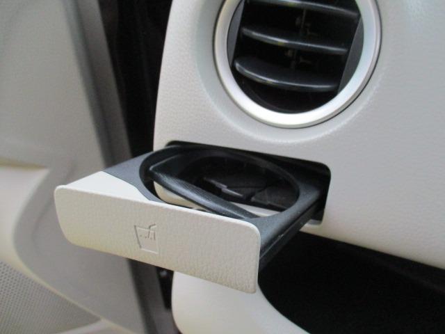 デイズルークス Ｘ　グー故障診断済　車検２年　保証　禁煙　フルセグ純正ナビ　Ｂｌｕｅｔｏｏｔｈ　Ｒカメ　アラウンドビューモニター　プッシュスタート　スマートキー　ＥＴＣ　オートエアコン　ベンチシート　フルフラット（32枚目）