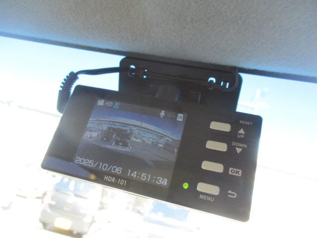 タント カスタムＬ　グー故障診断済　車検２年　保証　禁煙　フルセグ社外ナビ　ＤＶＤ　スマートキー　ＥＴＣ　スライドドア　オートエアコン　ＨＩＤ　フォグライト　ウインカーミラー　ベンチシート　フルフラット　ＡＷ　取説（39枚目）