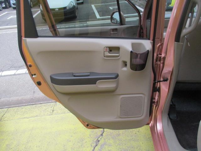 ライフ Ｇ　グー故障診断済　車検２年　走行距離６１９８０ｋｍ　保証　禁煙　純正オーディオ　ＣＤ　Ｒカメ　キーレス　エアコン　エアバック　電格ミラー　パワーウインドウ　ベンチシート　フルフラット　ＡＷ　取説（45枚目）