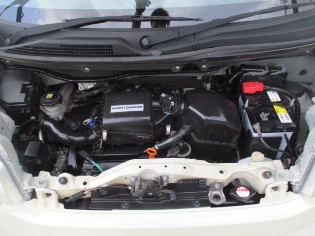 Ｎ－ＢＯＸ Ｇ・Ｌパッケージ　グー故障診断済　車検２年　整備付　保証　禁煙　地デジ純正ナビ　Ｂｌｕｅｔｏｏｔｈ　ＤＶＤ　Ｒカメ　プッシュスタート　スマートキー　パワ－スライドドア　衝突軽減ブレーキ　オートエアコン　ＨＩＤ　ＡＷ（70枚目）