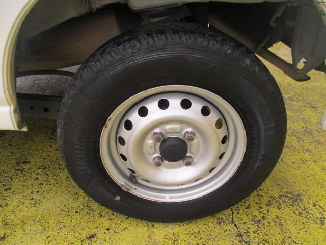 ハイゼットカーゴ スペシャル　ハイルーフ　グー故障診断済　車検２年　整備付　保証　禁煙　最大積載量３５０ｋｇ　純正ラジオ　両スライドドア　集中ロック　ドアミラー　ドアバイザー　レベライザー　フルフラット（55枚目）