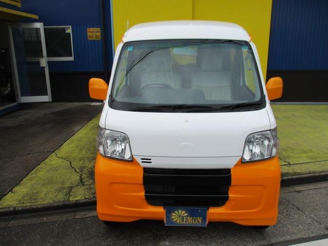 ハイゼットカーゴ クルーズ　ハイルーフ　車検Ｒ９年２月　最大積載量３５０ｋｇ　禁煙　フルセグ社外ナビ　Ｂｌｕｅｔｏｏｔｈ　ＤＶＤ　Ｒカメ　キーレス　ＥＴＣ　両スライドドア　パワーウインドウ　電格ミラー　フルフラット　取説（9枚目）