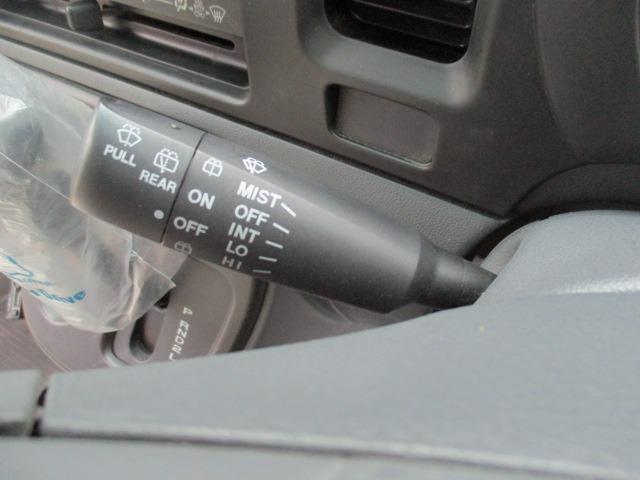 ハイゼットカーゴ クルーズ　ハイルーフ　車検Ｒ９年２月　最大積載量３５０ｋｇ　禁煙　フルセグ社外ナビ　Ｂｌｕｅｔｏｏｔｈ　ＤＶＤ　Ｒカメ　キーレス　ＥＴＣ　両スライドドア　パワーウインドウ　電格ミラー　フルフラット　取説（32枚目）