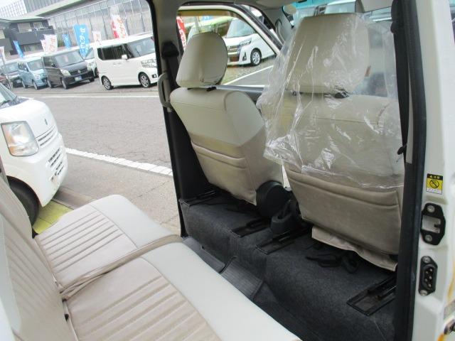 ハイゼットカーゴ クルーズ　ハイルーフ　車検Ｒ９年２月　最大積載量３５０ｋｇ　禁煙　フルセグ社外ナビ　Ｂｌｕｅｔｏｏｔｈ　ＤＶＤ　Ｒカメ　キーレス　ＥＴＣ　両スライドドア　パワーウインドウ　電格ミラー　フルフラット　取説（46枚目）