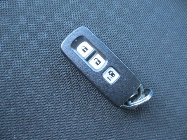 N-BOXカスタム G・Lパッケージ グー故障診断済 車検2年 整備付 保証 禁煙 フルセグ純正ナビ Bluetooth DVD Rカメ プッシュスタート スマートキー ETC パワ-スライドドア オートエアコン HID AW 取説(43枚目)