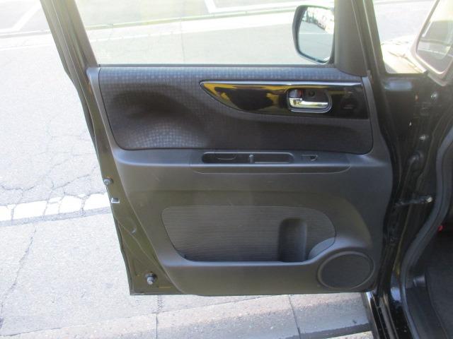 N-BOXカスタム G・Lパッケージ グー故障診断済 車検2年 整備付 保証 禁煙 フルセグ純正ナビ Bluetooth DVD Rカメ プッシュスタート スマートキー ETC パワ-スライドドア オートエアコン HID AW 取説(50枚目)