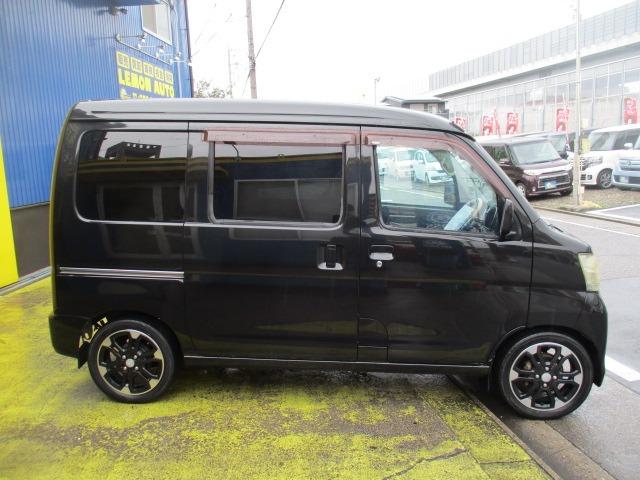 ハイゼットカーゴ ＤＸ　ハイルーフ　グー故障診断済　車検２年　整備付　保証　禁煙　最大積載量３５０ｋｇ　フルセグ純正ナビ　ＤＶＤ　Ｒカメ　両スライドドア　集中ロック　パワーウインドウ　ドアミラー　ドアバイザー　フルフラット（11枚目）