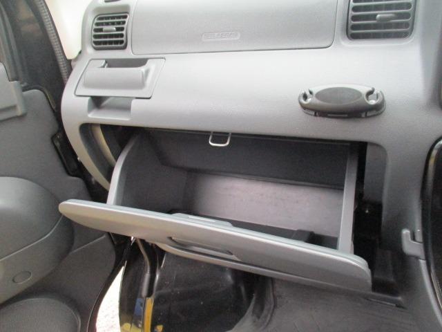 ハイゼットカーゴ ＤＸ　ハイルーフ　グー故障診断済　車検２年　整備付　保証　禁煙　最大積載量３５０ｋｇ　フルセグ純正ナビ　ＤＶＤ　Ｒカメ　両スライドドア　集中ロック　パワーウインドウ　ドアミラー　ドアバイザー　フルフラット（31枚目）