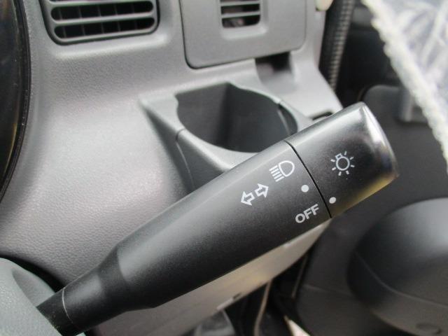 ハイゼットカーゴ ＤＸ　ハイルーフ　グー故障診断済　車検２年　整備付　保証　禁煙　最大積載量３５０ｋｇ　フルセグ純正ナビ　ＤＶＤ　Ｒカメ　両スライドドア　集中ロック　パワーウインドウ　ドアミラー　ドアバイザー　フルフラット（34枚目）