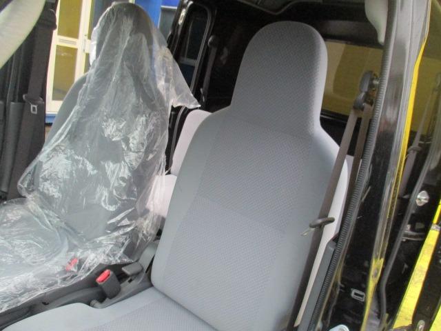 ハイゼットカーゴ ＤＸ　ハイルーフ　グー故障診断済　車検２年　整備付　保証　禁煙　最大積載量３５０ｋｇ　フルセグ純正ナビ　ＤＶＤ　Ｒカメ　両スライドドア　集中ロック　パワーウインドウ　ドアミラー　ドアバイザー　フルフラット（42枚目）