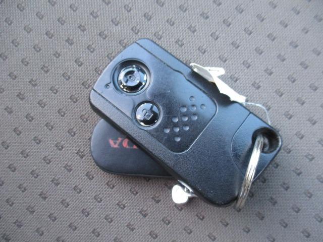 ライフ パステル 4WD グー故障診断済 車検2年 Tベルト交換済 保証 禁煙 純正オーディオ Rカメ スマートキー オートエアコン 電格ミラー パワーウインドウ ベンチシート フルフラット AW 取説(35枚目)