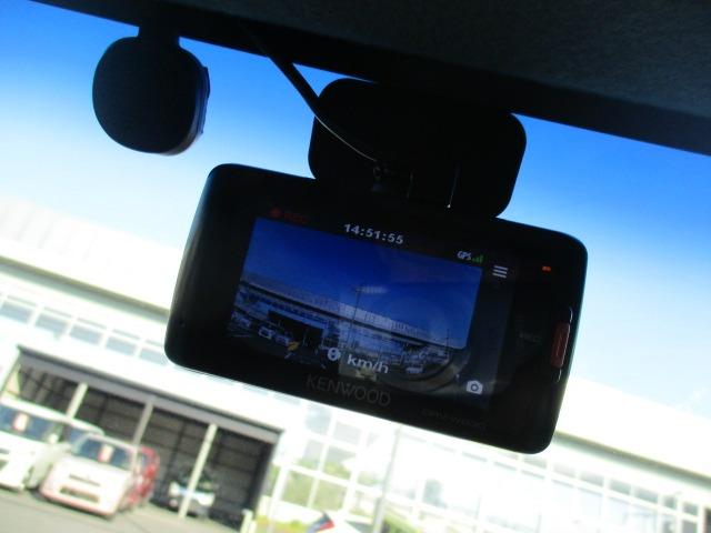 スペーシアカスタム XS 車検2年 禁煙 地デジ純正ナビ Bluetooth Rカメ プッシュスタート スマートキー ETC ドラレコ 両パワ-スライドドア HID オートエアコン AW 取説(28枚目)