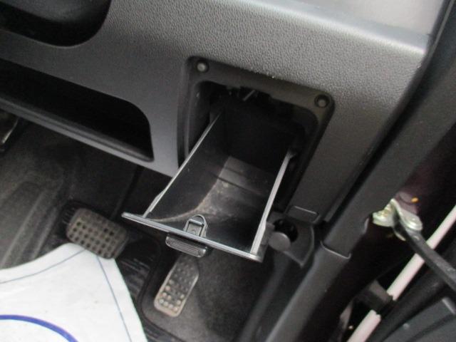 ムーヴ Ｘ　ＶＳ　グー故障診断済　車検２年　整備付　保証　禁煙　純正オーディオ　ＣＤ　スマートキー　ドラレコ　エアコン　エアバック　電格ミラー　パワーウインドウ　ベンチシート　フルフラット　ＡＷ　取説（31枚目）