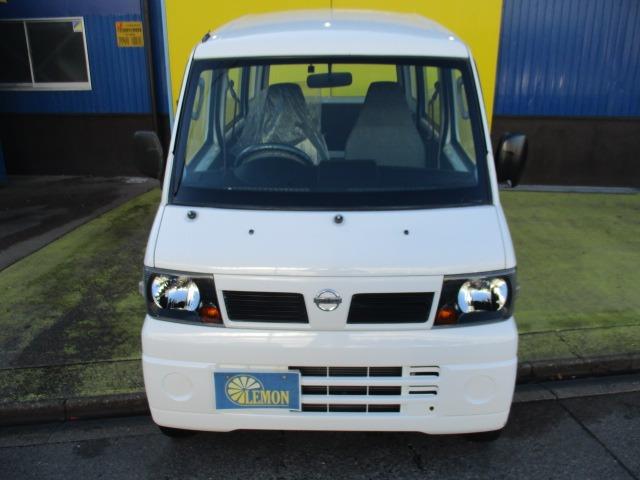 クリッパーバン ＳＤ　２シーター　ハイルーフ　５速マニュアル　グー故障診断済　車検２年　整備付　保証　禁煙　ＥＴＣ　最大積載量３５０ｋｇ　両スライドドア　エアコン　エアバッグ　フルフラット　ドアミラー　ドアバイザー　取説（9枚目）