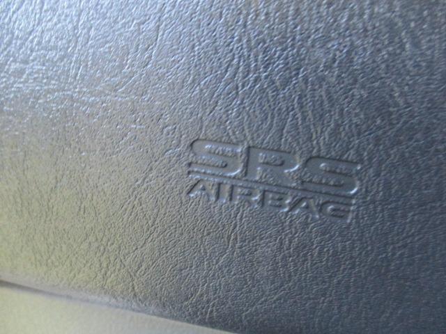 クリッパーバン ＳＤ　２シーター　ハイルーフ　５速マニュアル　グー故障診断済　車検２年　整備付　保証　禁煙　ＥＴＣ　最大積載量３５０ｋｇ　両スライドドア　エアコン　エアバッグ　フルフラット　ドアミラー　ドアバイザー　取説（25枚目）