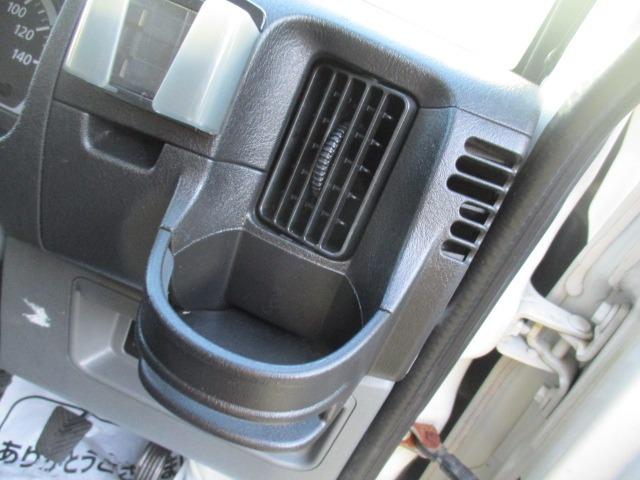 クリッパーバン ＳＤ　２シーター　ハイルーフ　５速マニュアル　グー故障診断済　車検２年　整備付　保証　禁煙　ＥＴＣ　最大積載量３５０ｋｇ　両スライドドア　エアコン　エアバッグ　フルフラット　ドアミラー　ドアバイザー　取説（28枚目）