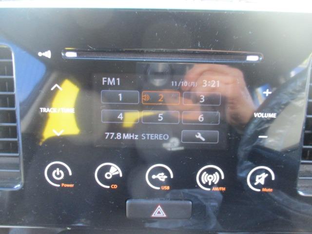 MRワゴン 10thアニバーサリー リミテッド グー故障診断済 車検2年 整備付 保証 純正オーディオ Rカメ プッシュスタート スマートキー オートエアコン HID ウインカーミラー ベンチシート フルフラット AW(20枚目)