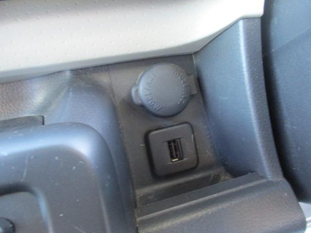 MRワゴン 10thアニバーサリー リミテッド グー故障診断済 車検2年 整備付 保証 純正オーディオ Rカメ プッシュスタート スマートキー オートエアコン HID ウインカーミラー ベンチシート フルフラット AW(23枚目)