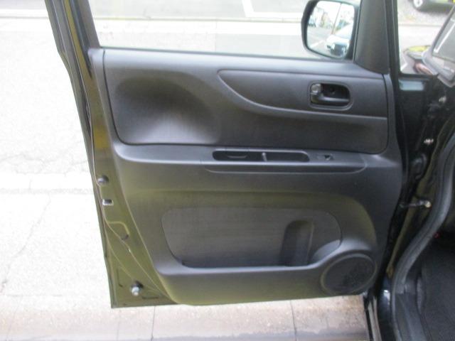 N-BOX G SSパッケージ グー故障診断済 車検2年 整備付 保証 禁煙 フルセグ社外ナビ Bluetooth DVD Rカメ プッシュスタート スマートキー ETC 両パワ-スライドドア 衝突軽減ブレーキ AW(47枚目)