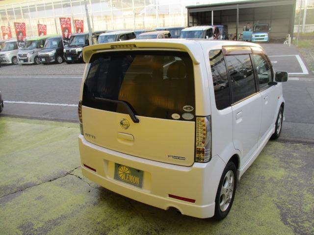 オッティ ＲＳ　グー故障診断済　車検Ｒ８年６月　保証　禁煙　社外ＨＤＤナビ　ＤＶＤ　キーレス　ＨＩＤ　エアコン　エアバッグ　電格ミラー　パワーウインドウ　ベンチシート　フルフラット　ＡＷ（12枚目）