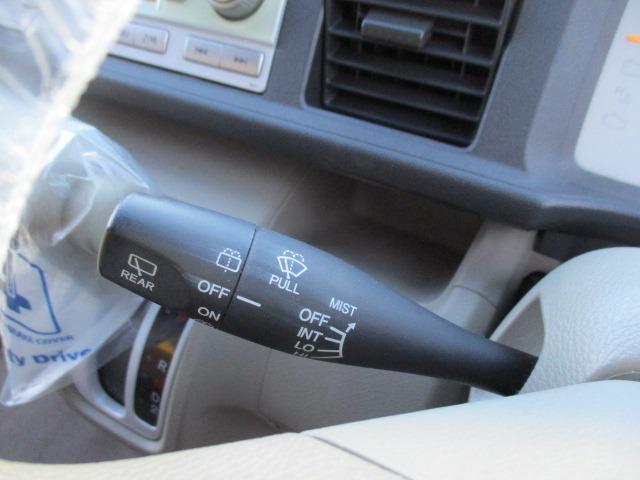ライフ パステル　４ＷＤ　グー故障診断済　車検２年　保証　禁煙　純正オーディオ　ＣＤ　Ｒカメ　スマートキー　オートエアコン　電格ミラー　パワーウインドウ　ベンチシート　フルフラット（32枚目）