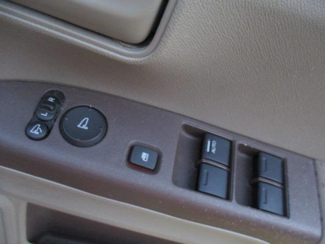 ライフ パステル　４ＷＤ　グー故障診断済　車検２年　保証　禁煙　純正オーディオ　ＣＤ　Ｒカメ　スマートキー　オートエアコン　電格ミラー　パワーウインドウ　ベンチシート　フルフラット（34枚目）