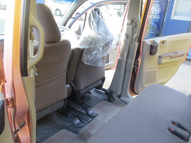 ライフ パステル　４ＷＤ　グー故障診断済　車検２年　保証　禁煙　純正オーディオ　ＣＤ　Ｒカメ　スマートキー　オートエアコン　電格ミラー　パワーウインドウ　ベンチシート　フルフラット（42枚目）