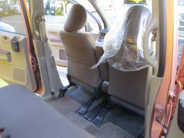 ライフ パステル　４ＷＤ　グー故障診断済　車検２年　保証　禁煙　純正オーディオ　ＣＤ　Ｒカメ　スマートキー　オートエアコン　電格ミラー　パワーウインドウ　ベンチシート　フルフラット（45枚目）