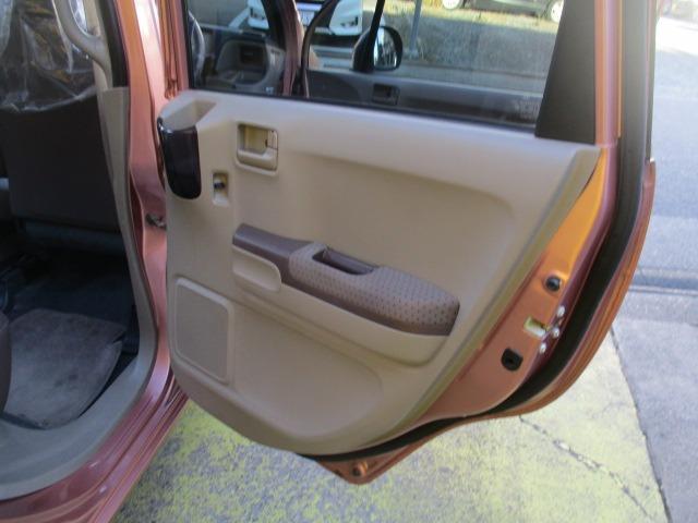 ライフ パステル　４ＷＤ　グー故障診断済　車検２年　保証　禁煙　純正オーディオ　ＣＤ　Ｒカメ　スマートキー　オートエアコン　電格ミラー　パワーウインドウ　ベンチシート　フルフラット（47枚目）