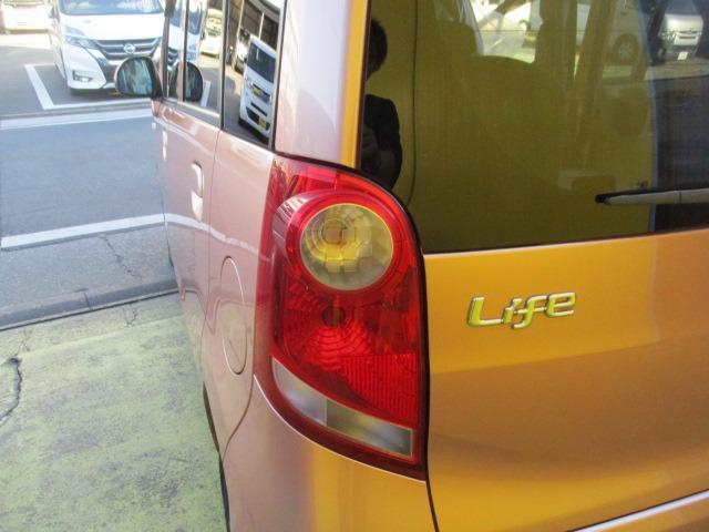 ライフ パステル　４ＷＤ　グー故障診断済　車検２年　保証　禁煙　純正オーディオ　ＣＤ　Ｒカメ　スマートキー　オートエアコン　電格ミラー　パワーウインドウ　ベンチシート　フルフラット（56枚目）