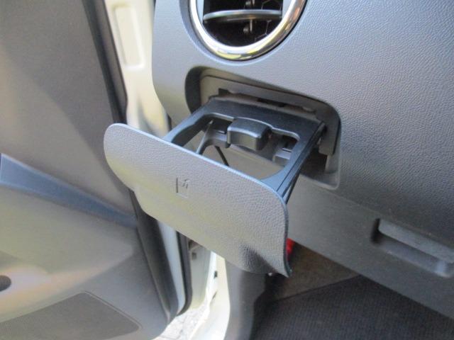 ルークス ハイウェイスター　グー故障診断済　車検２年　保証　禁煙　地デジ社外ナビ　プッシュスタート　スマートキー　ＥＴＣ　パワースライドドア　オートエアコン　ＨＩＤ　フォグライト　ウインカーミラー　ベンチシート　ＡＷ（31枚目）