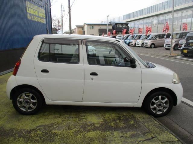 エッセ エコ　車検２年　整備付　禁煙　５速マニュアル　純正オーディオ　ＥＴＣ　エアコン　エアバッグ　ドアミラー　ドアバイザー　レベライザー　フルフラット　社外ＡＷ　取説（11枚目）