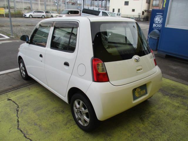 エッセ エコ　車検２年　整備付　禁煙　５速マニュアル　純正オーディオ　ＥＴＣ　エアコン　エアバッグ　ドアミラー　ドアバイザー　レベライザー　フルフラット　社外ＡＷ　取説（14枚目）