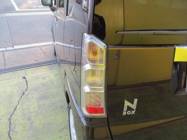 Ｎ－ＢＯＸ ２トーンカラースタイル　Ｇ・Ｌパッケージ　グー故障診断済　車検２年　整備点検　保証　禁煙　フルセグ社外ナビ　Ｂｌｕｅｔｏｏｔｈ　Ｒカメ　プッシュスタート　スマートキー　両パワースライドドア　衝突軽減ブレーキ　ＨＩＤ　ウインカー　ＡＷ（64枚目）