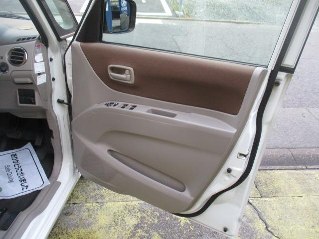 ルークス Ｅ　グー故障診断済　車検２年　整備付　保証　禁煙　純正オーディオ　ＣＤ　プッシュスタート　スマートキー　両スライドドア　エアコン　エアバッグ　ベンチシート　フルフラット　レベライザー　取説（39枚目）