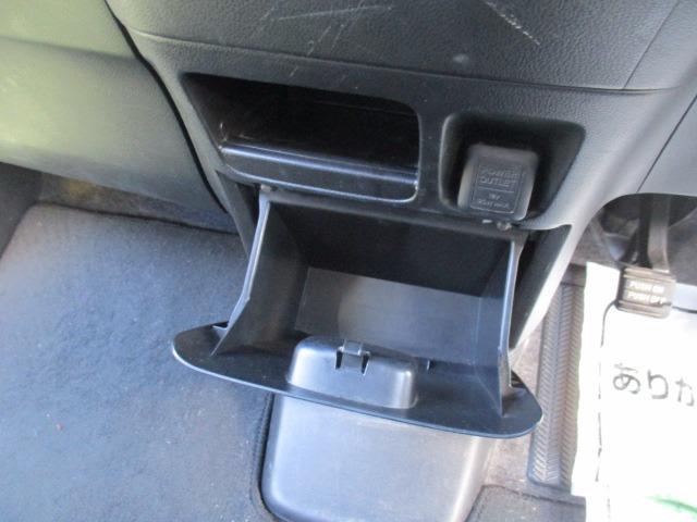 N-BOXカスタム G・Lパッケージ グー故障診断済 車検2年 整備付 保証 禁煙 フルセグ社外HDDナビ DVD Rカメ プッシュスタート スマートキー ETC 両パワースライドドア オートエアコン HID ウインカーミラー AW(29枚目)