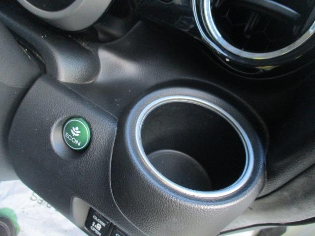 N-BOXカスタム G・Lパッケージ グー故障診断済 車検2年 整備付 保証 禁煙 フルセグ社外HDDナビ DVD Rカメ プッシュスタート スマートキー ETC 両パワースライドドア オートエアコン HID ウインカーミラー AW(35枚目)