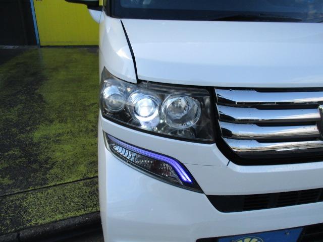 N-BOXカスタム G・Lパッケージ グー故障診断済 車検2年 整備付 保証 禁煙 フルセグ社外HDDナビ DVD Rカメ プッシュスタート スマートキー ETC 両パワースライドドア オートエアコン HID ウインカーミラー AW(60枚目)