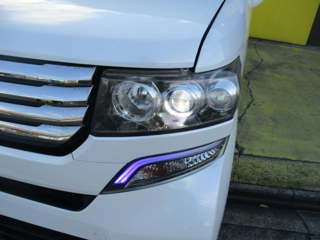 N-BOXカスタム G・Lパッケージ グー故障診断済 車検2年 整備付 保証 禁煙 フルセグ社外HDDナビ DVD Rカメ プッシュスタート スマートキー ETC 両パワースライドドア オートエアコン HID ウインカーミラー AW(61枚目)